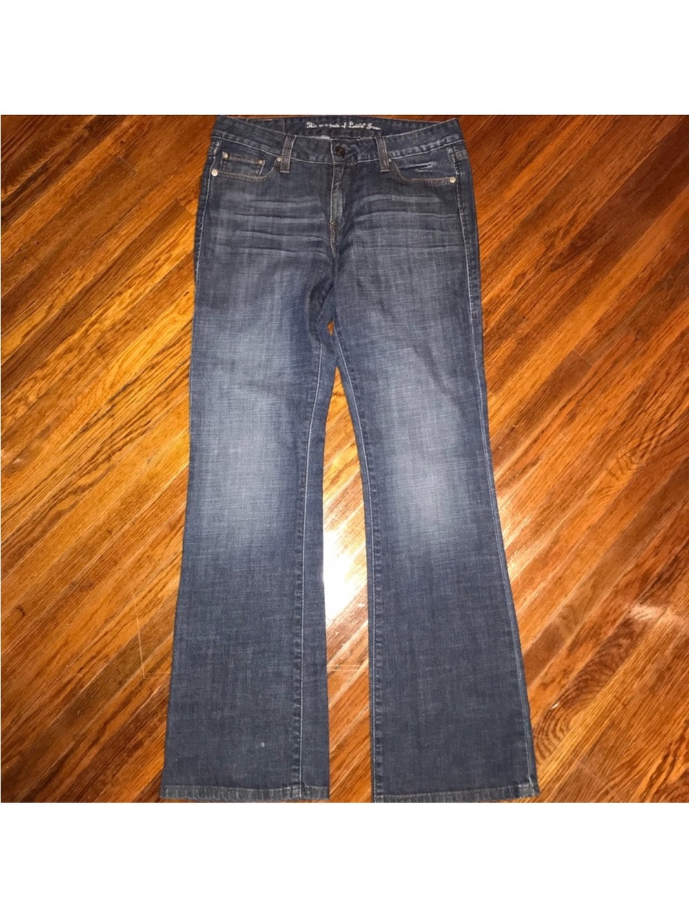 Women's Levi's Dark Blue Denim Jeans Mid Rise Boot 553 - Size 6M/28